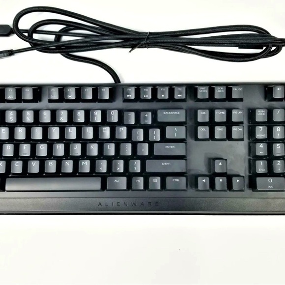 Alienware - AW410K Wired Mechanical CHERRY MX Gaming Keyboard - Picture 4 of 8